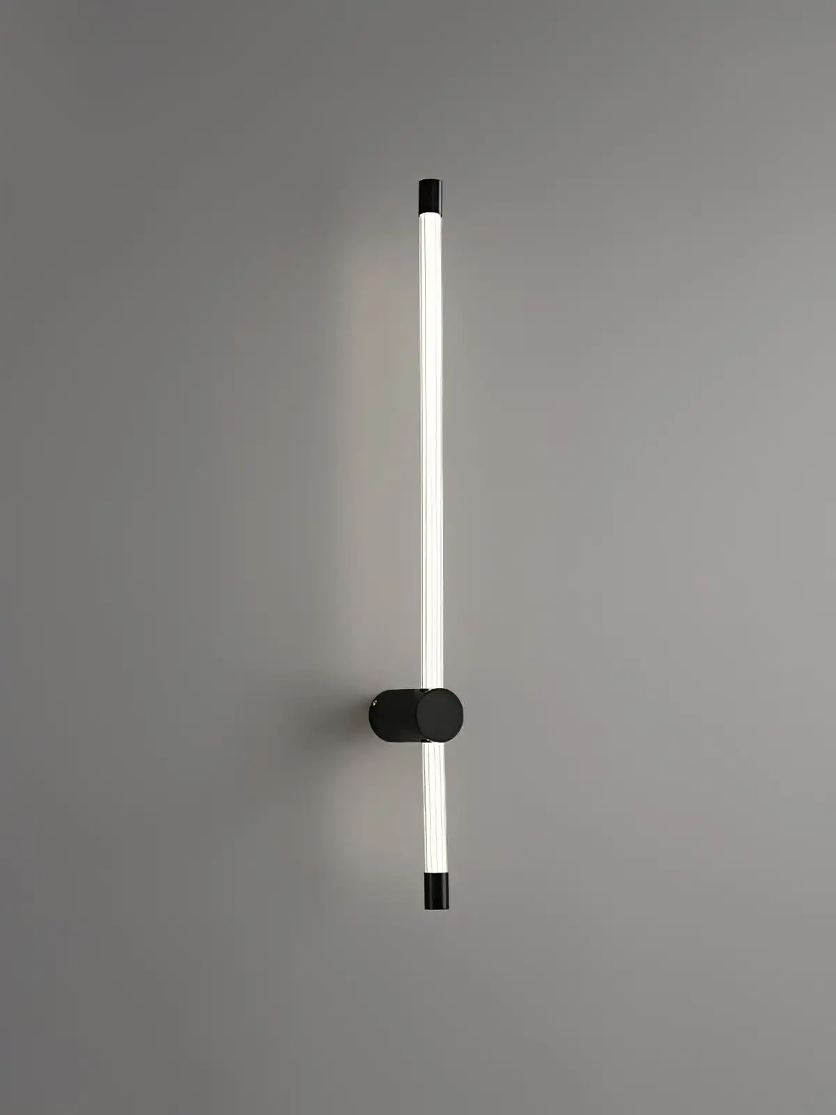 ابليك لاڤي اسود