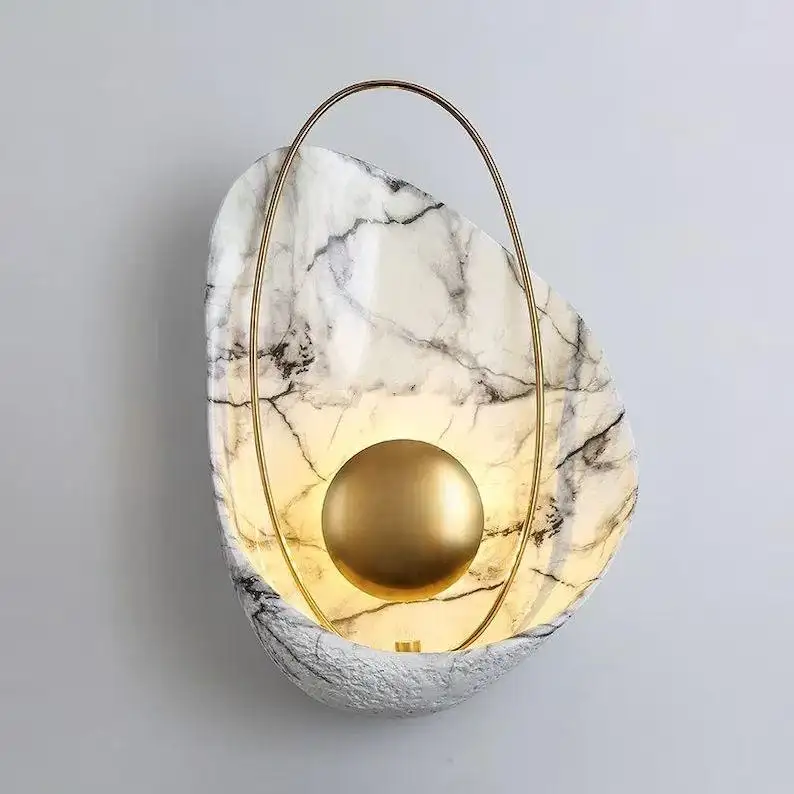 ابليك ليزا ابيض